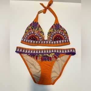 Victoria’s Secret bikini